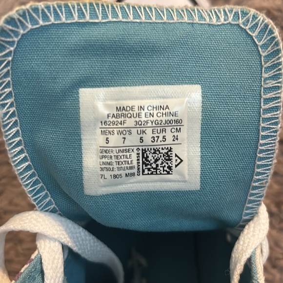 Women’s Confetti Converse Sneakers - Picture 6 of 7